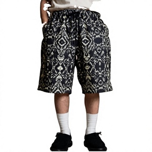 Pantalones Cortos Bermuda para Hombre con Estampado Geométrico, Cintura Media, Cordón Ajustable, Estilo Casual, 100% Algodón Tejido Transpirable con Bolsillos - Product Image 1