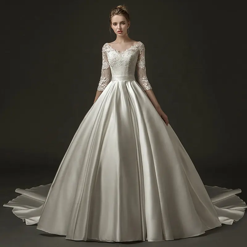 Luxury Back Hollow Out Princess Wedding Dress Bridal Gowns Long Sleeve Lace Flower Satin Wedding Dress