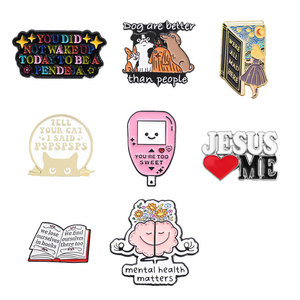 Broches en métal personnalisées chrétiennes « <span class=keywords><strong>Dieu</strong></span> est bon », badge de sac à dos, bijoux, épingles en émail « Jésus m'aime », <span class=keywords><strong>pour</strong></span> ami - Product Image 1