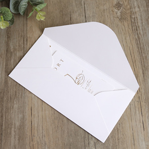 Tarjeta <span class=keywords><strong>de</strong></span> embarque <span class=keywords><strong>de</strong></span> destino digital Premium personalizada, invitación <span class=keywords><strong>de</strong></span> viaje con pasaporte <span class=keywords><strong>de</strong></span> boda con estampado <span class=keywords><strong>de</strong></span> lámina dorada - Product Image 6