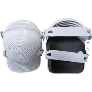 Genouillères de travail antidérapantes réglables et robustes pour le jardinage et la construction (vente en gros) - Product Image 1