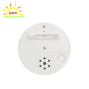 Broche musical <span class=keywords><strong>de</strong></span> <span class=keywords><strong>Navidad</strong></span> LED: luces intermitentes y melodías festivas para regalos <span class=keywords><strong>de</strong></span> <span class=keywords><strong>Navidad</strong></span>, promociones minoristas, fiestas <span class=keywords><strong>de</strong></span> disfraces - Product Image 6