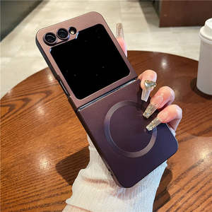 Coque de téléphone pliable pour Samsung Z Flip6, en silicone avec peinture métallisée, charge magnétique, coque souple antichoc pour Flip5 - Product Image 6