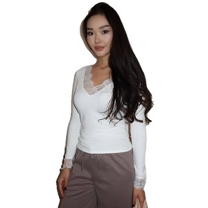 Nouveau haut en <span class=keywords><strong>dentelle</strong></span> à col en V, style européen et américain, mignon, sexy, à <span class=keywords><strong>manches</strong></span> <span class=keywords><strong>longues</strong></span>, coupe ajustée, t-<span class=keywords><strong>shirt</strong></span> court - Product Image 4