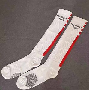 Kaus kaki lutut olahraga OEM desain kustom elit atletik tebal klasik untuk stoking kru panjang sepak bola basket Terry - Product Image 4