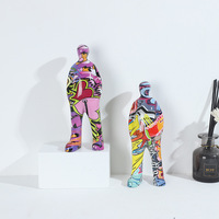 Graffiti Street Art Astronaute Spaceman Figurine Coloré Transfert D'eau Impression Résine Statue Modèle
