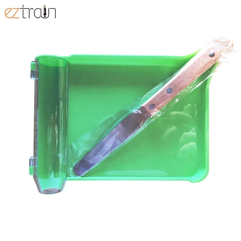 สีเขียว