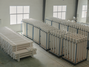 Tube filtrant en céramique comme alternative durable au filtre à sac dans les fours industriels - Product Image 1