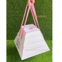 Boîte alimentaire pyramide personnalisée pour traiteur, à emporter, en kraft, pour gâteaux, desserts, plateaux de dégustation, emballage en papier pour snacks