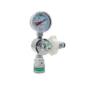 Régulateurs de valve Schrader, manomètres à oxygène et réducteurs de pression. - Product Image 1