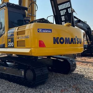 Excavatrice d'occasion Komatsu PC200-8 fabriquée au Japon, machine de taille moyenne d'occasion, 20 tonnes, faible nombre d'heures de travail - Product Image 6