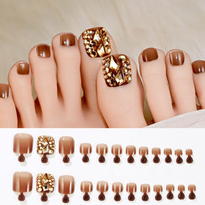 Patrón <span class=keywords><strong>de</strong></span> <span class=keywords><strong>flores</strong></span> blancas <span class=keywords><strong>Uñas</strong></span> postizas Borde blanco Cubierta completa Prensa en <span class=keywords><strong>uñas</strong></span> <span class=keywords><strong>de</strong></span> los <span class=keywords><strong>pies</strong></span> con polvo dorado Puntas <span class=keywords><strong>de</strong></span> <span class=keywords><strong>uñas</strong></span> cuadradas cortas Mujeres - Product Image 4