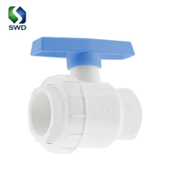 Válvula de bola SWD White UPVC SCH80 ASTM Estándar 2 pulgadas 1 ''NPT PVC Válvula de bola de doble unión Valvula De Bola PVC Blanco Union Doble.