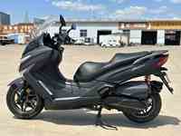 Maxi-scooter 250cc refroidi par eau, CVT automatique, plancher plat, moto de tourisme avec ABS
