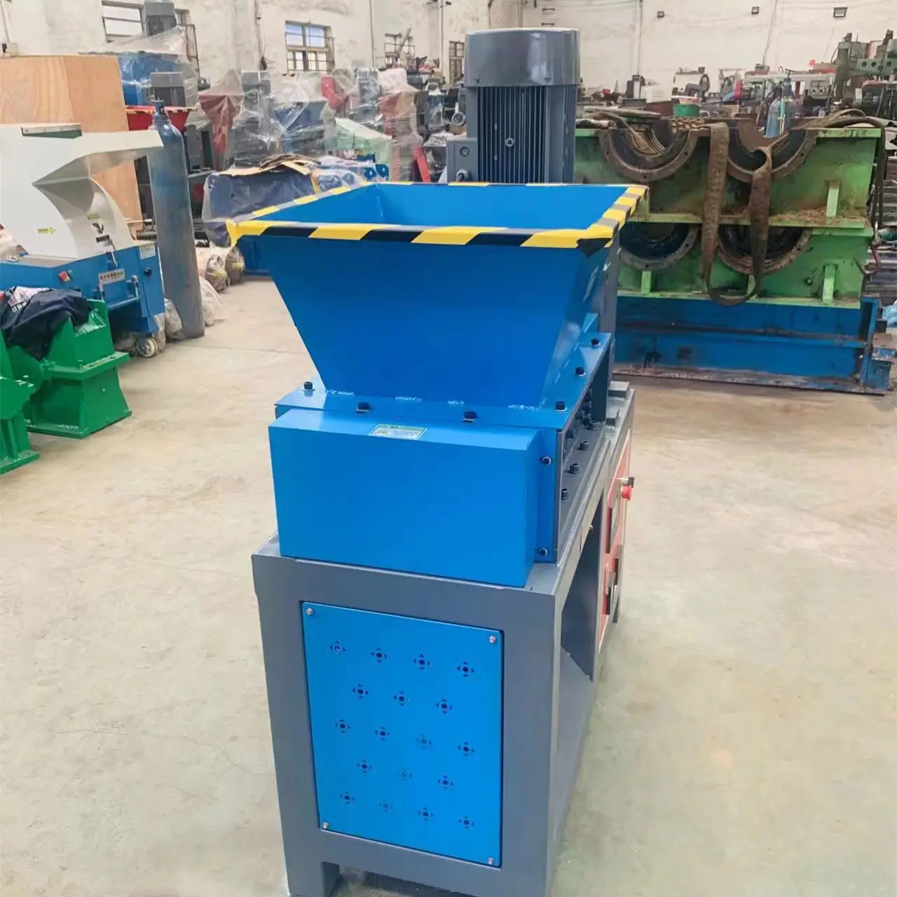 Dete waste plastic film bag cans wood pallets lumps blocks shedder single shaft shredder machine