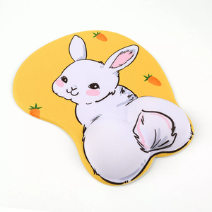 Chine usine fabricant Ergonomique personnalisé imprimé 3d Silicone Gel fidèle à la vie Repose-poignet anime <span class=keywords><strong>manga</strong></span> filles photo tapis de souris - Product Image 1