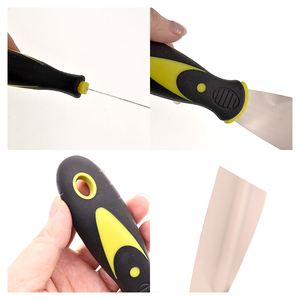 Lot de 4 spatules de <span class=keywords><strong>peintre</strong></span> en acier inoxydable avec manche en plastique et caoutchouc, idéales pour racler, remplir et mélanger sur les plaques de plâtre - Product Image 2