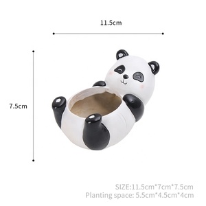 Maceta de Resina con Forma de Panda, Linda Maceta Blanca y Negra para Plantas <span class=keywords><strong>Suculentas</strong></span>, Decoración para el Hogar, Escritorio o Estante, Adorable Adorno de Animal, Regalo - Product Image 2