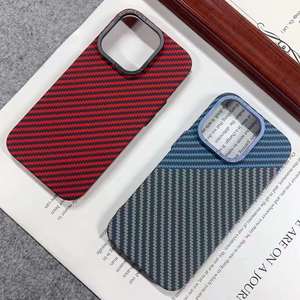 Custodia per telefono in carbonio di lusso per <span class=keywords><strong>iPhone</strong></span> <span class=keywords><strong>13</strong></span> pro custodia rigida per telefono <span class=keywords><strong>con</strong></span> armatura in carbonio <span class=keywords><strong>con</strong></span> cornice in metallo per <span class=keywords><strong>iPhone</strong></span> 14 pro max - Product Image 1