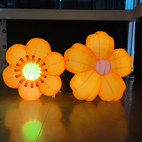 Fleurs gonflables personnalisées avec éclairage LED orange, fleurs géantes gonflables, décoration pour scène et festival de musique