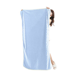 Serviette de bain en polaire corail 70x140cm 300g Épaisse, absorbante, douce, pour usage domestique - Product Image 4