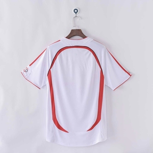 Camiseta <span class=keywords><strong>de</strong></span> Fútbol con Rayas Rojas y Negras, Estilo Vintage con Cruz, Uniforme Transpirable para Entrenamiento y Partido, 100% Poliéster <span class=keywords><strong>de</strong></span> Secado Rápido - Product Image 3