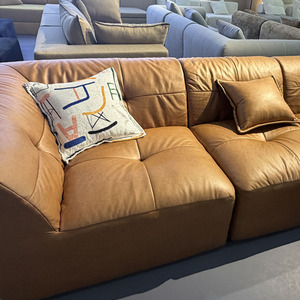 Canapé d'angle modulable en similicuir marron surdimensionné, à assise profonde, compressé sous vide, pour salon de villa - Product Image 5