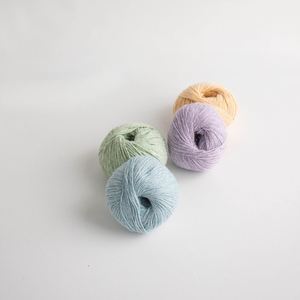 Fil à crocheter Arue (50g) Premium, mélange de coton peigné et de cashmere acrylique, teint doux, Corée - Product Image 3