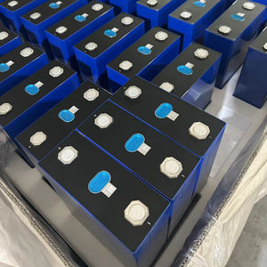 Células prismáticas de la batería EV LiFePO4 de 3,2 V 314ah con el terminal flexible MB31 Lifepo4 de 2 agujeros roscados - Product Image 5