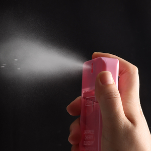 맞춤형 브랜드 로고 터치 알코올 기반 항균 손 소독제 과일향 살균 휴대용 손 소독 젤 - Product Image 5