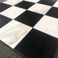 Vente flash - Carreaux de marbre naturel en damier, design personnalisé, marbre blanc vert Carrara Calacatta, carreaux de sol et de mur pour la décoration intérieure