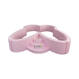Personnalisé <span class=keywords><strong>ours</strong></span> papillon coeur fleur carré conception PVC <span class=keywords><strong>fosse</strong></span> à billes - Product Image 1