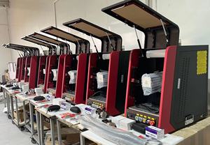 آلة قطع بعلامات الليزر والألياف والنقش العميق للقلادات الذهبية الفضية المغلقة عالية الأمان - Product Image 6