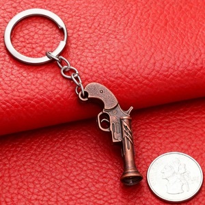 Portachiavi Vintage con Ciondolo a Forma di Mini Pistola in Lega, Regalo Personalizzato Creativo con Incisione Laser, Alla Moda e Trendy UV - Product Image 3