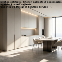 Armoires de cuisine minimalistes sans poignées avec rangement mural complet et zone intégrée pour outils et gadgets de cuisine