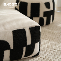 Housse de coussin de sol moderne de luxe Housse de pouf décorative pour la maison Tabouret brodé Ottoman Décoration de salon Coussin de siège Repose-pieds