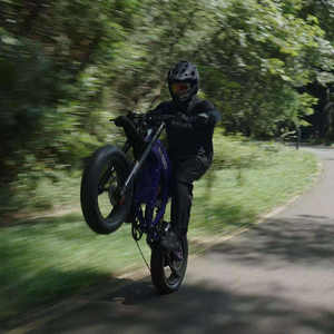 Patinete Eléctrico HEZZO D5 de Dos Ruedas, 60V 2000W, Batería de Litio Impermeable, Movilidad Eléctrica Todoterreno para Adultos, Control por Aplicación, 70 km/h Máx. - Product Image 6