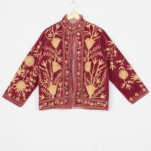 เสื้อแจ็คเก็ตกำมะหยี่ปักลายซูซานีสำหรับผู้หญิง งานแฮนด์เมดสไตล์วินเทจ โบโฮ ลายดอกไม้ แฟชั่น เสื้อคลุมคุณภาพบูติก ขายส่ง - Product Image 1