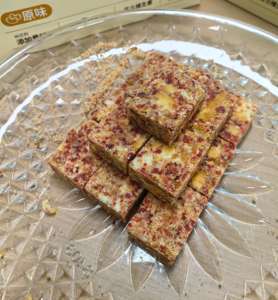 Rations de <span class=keywords><strong>survie</strong></span> d'urgence haute énergie, biscuits compressés durs au goût de canneberge sucrée en boîte pour le camping en plein air - Product Image 4