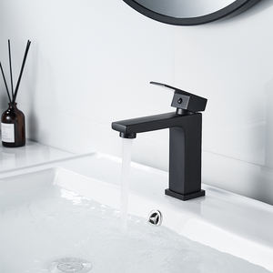 <span class=keywords><strong>Robinet</strong></span> de lavabo <span class=keywords><strong>noir</strong></span> à poignée unique pour lavage à la <span class=keywords><strong>main</strong></span> avec corps en laiton au design moderne de l'usine Momali avec <span class=keywords><strong>eau</strong></span> chaude et <span class=keywords><strong>froide</strong></span> - Product Image 3