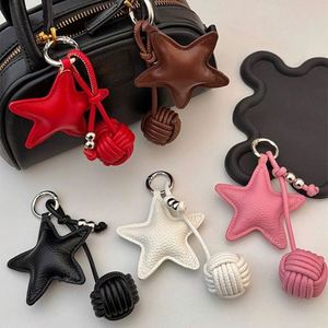 Llavero Colgante de PU Texturizado con Diseño de Estrella para Otoño/Invierno, Decoración para Coche/Mochila, Cadena Colgante en Capas, Regalo de Moda - Product Image 1