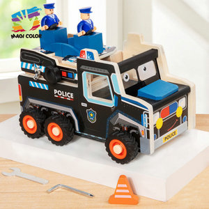 Ensemble <span class=keywords><strong>de</strong></span> jouets <span class=keywords><strong>de</strong></span> construction en bois <span class=keywords><strong>de</strong></span> voiture <span class=keywords><strong>de</strong></span> police avec écrous et boulons, démontage et assemblage, comprend des policiers, un chien, des cônes <span class=keywords><strong>de</strong></span> signalisation W04A684 - Product Image 2