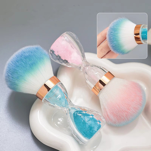 Brocha de Uñas Qianya Tiktok Ins <span class=keywords><strong>Sandclock</strong></span>, Nuevo Diseño, para Polvo de Uñas, Limpieza de Polvo, Brocha de Maquillaje para Ojos y Rostro con Diamantes de Imitación - Product Image 2