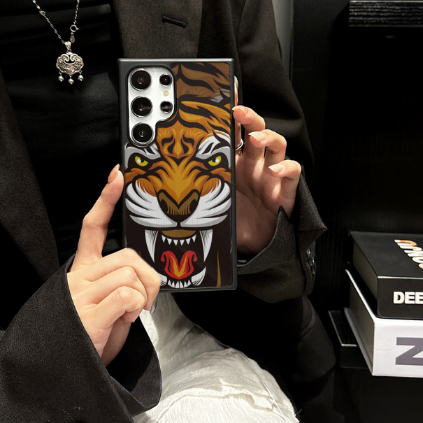 Animal Themed Phone case for Samsung S25 Ultra Variable Image Color Changing Features a Non slip Surface 3D Leopard Design