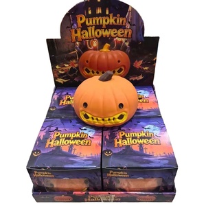 Botu Juguete Blandito Gigante de Calabaza de Halloween de 19 cm, Súper Mega, para Aliviar el Estrés, Juguetes Sensoriales Blanditos para Apretar, Juguete Blandito Gigante de Halloween - Product Image 1