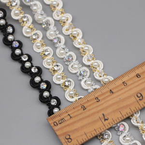 Elegante Colletto Decorativo a Forma di S con Strass e Perle, Bordatura in Pizzo per Decorazione Abiti - Product Image 2