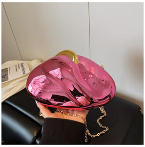 Bolso de banquete de acrílico personalizado para <span class=keywords><strong>mujer</strong></span>, bolso de mano de noche europeo y americano transfronterizo, bandolera de hombro con forma de <span class=keywords><strong>mango</strong></span> - Product Image 4