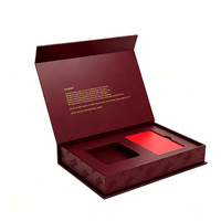 Boîte à parfum en carton rigide avec revêtement UV en relief, matériaux recyclés, ouverture à rabat magnétique, boîte cadeau pliable pour vêtements