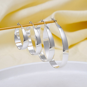 Quake E-commerce Western Brass Quality Circle Round Gold <strong>Silver</strong> Geometric <strong>Chunky</strong> Big Blank Shiny <strong>Hoops</strong> 8mm Wide Earring Jewelry - Product Image 4