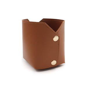 Support de stylos en cuir PU fait main DIY, boîte de rangement de bureau, plateau de rangement <span class=keywords><strong>pour</strong></span> stylos et pinceaux, idéal comme cadeau - Product Image 5